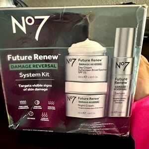 No7 skincare package set
